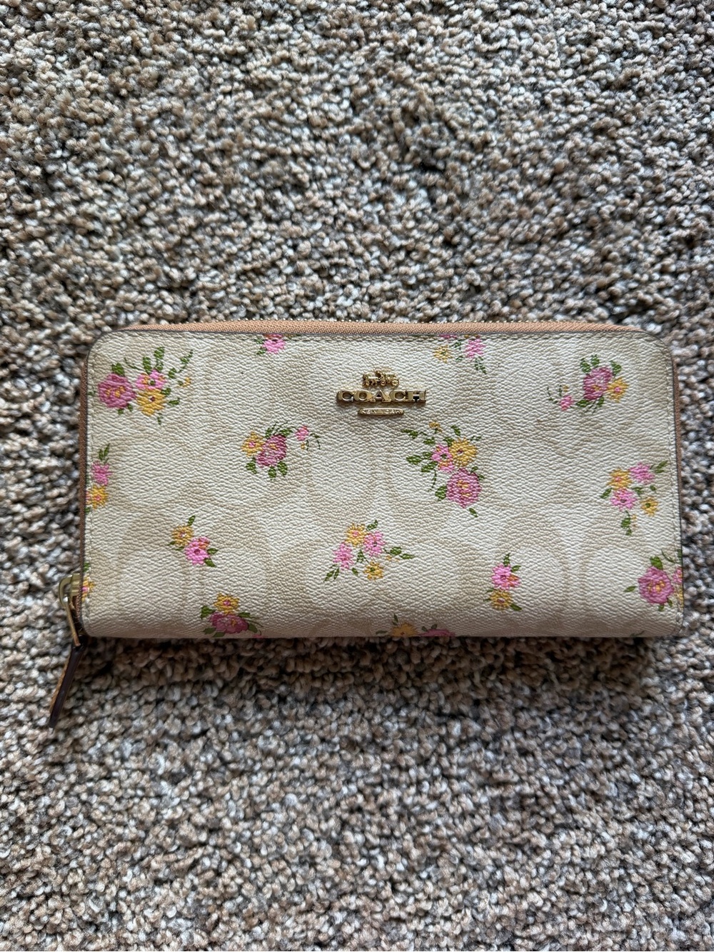 COACH Long Zip Around Wallet in Signature Canvas Floral Print